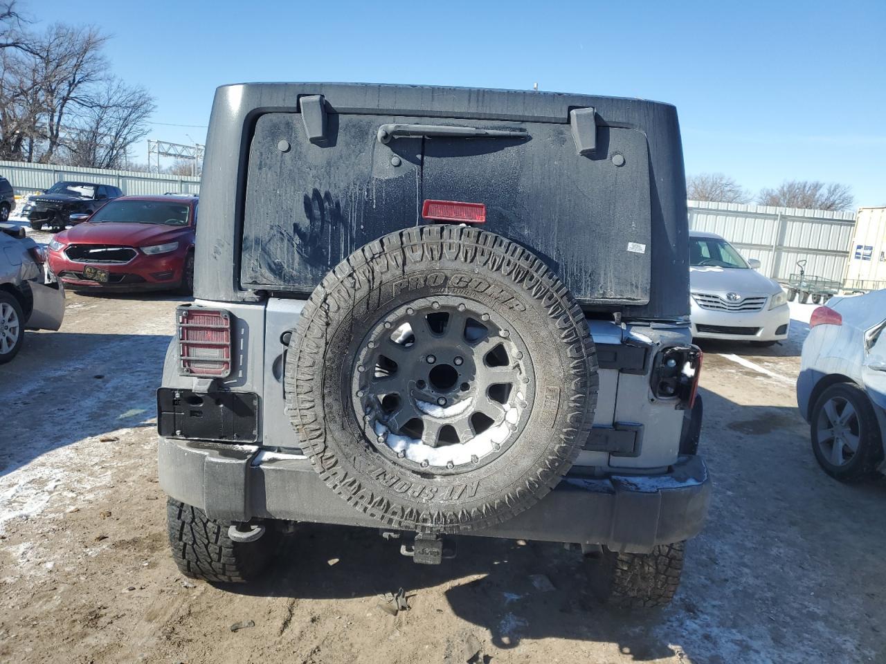 2015 JEEP WRANGLER U - Image 6