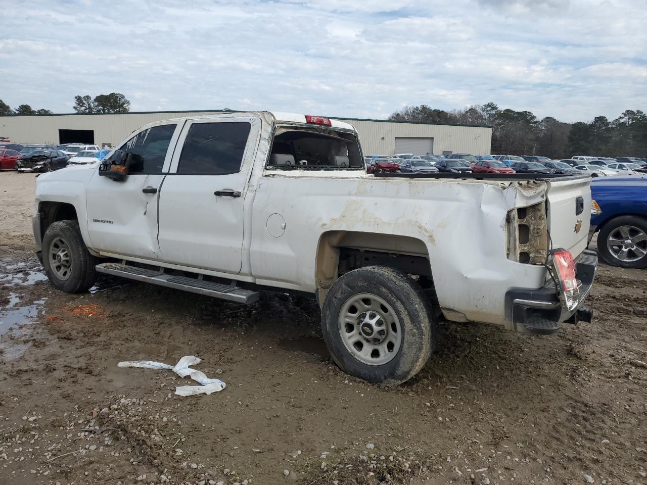 2015 CHEVROLET SILVERADO - Image 2