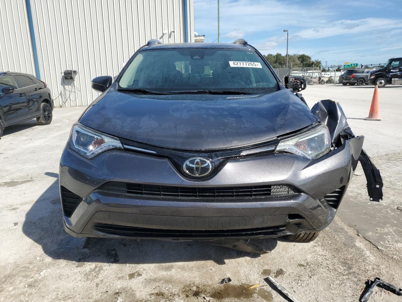 2018 TOYOTA RAV4 LE - Image 5
