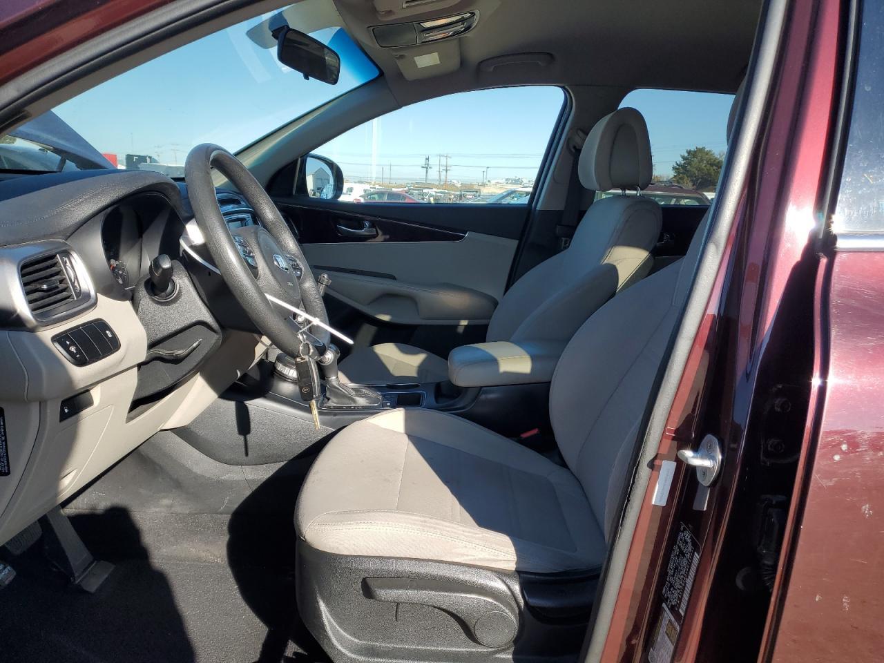 2016 KIA SORENTO LX - Image 7