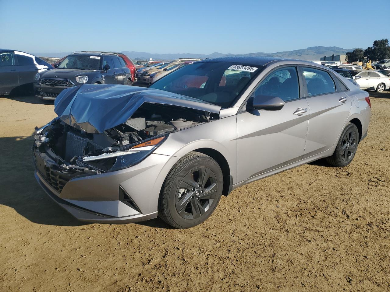 2023 HYUNDAI ELANTRA SE