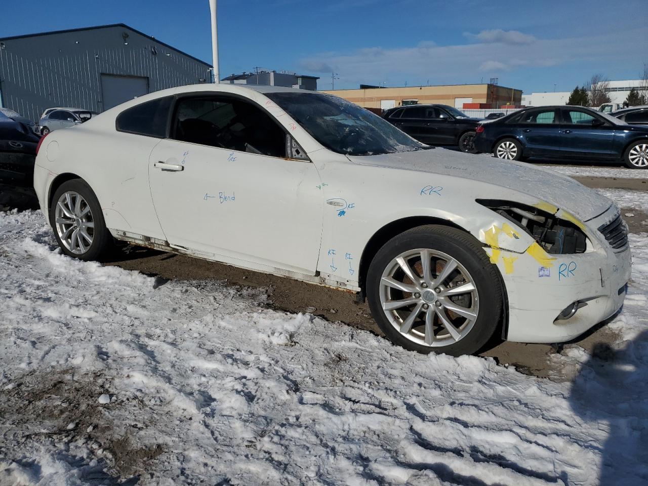 2011 INFINITI G37 - Image 4