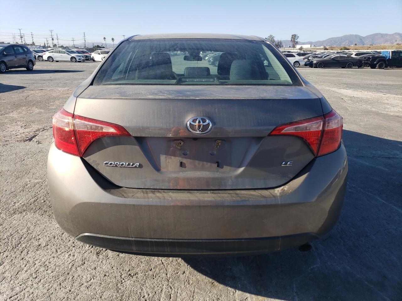 2019 TOYOTA COROLLA L - Image 6