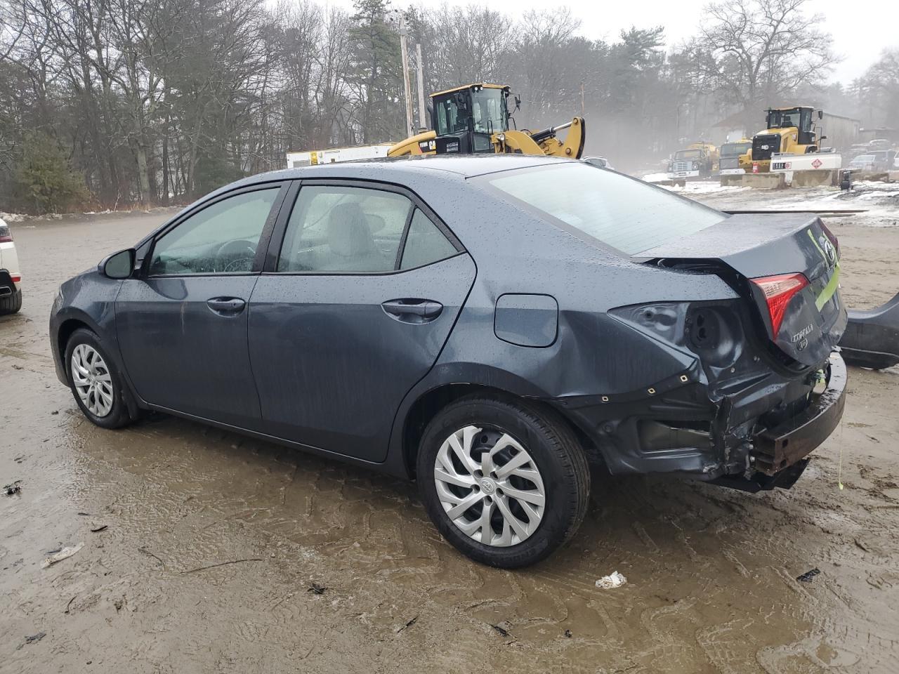 2018 TOYOTA COROLLA L - Фото 2