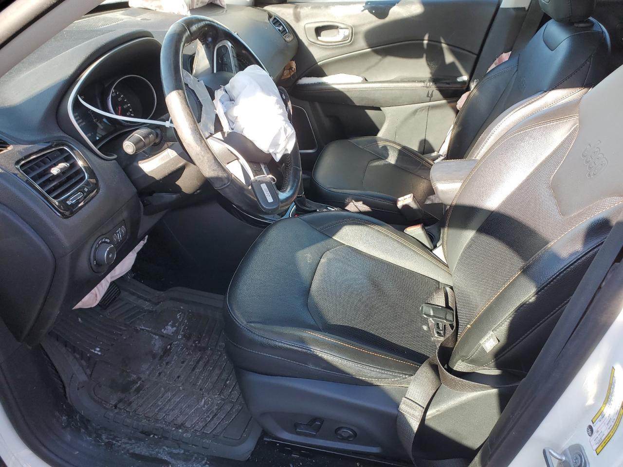 2020 JEEP COMPASS LI - Фото 7