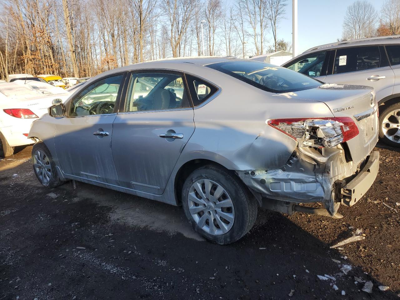 2017 NISSAN SENTRA S - Фото 2