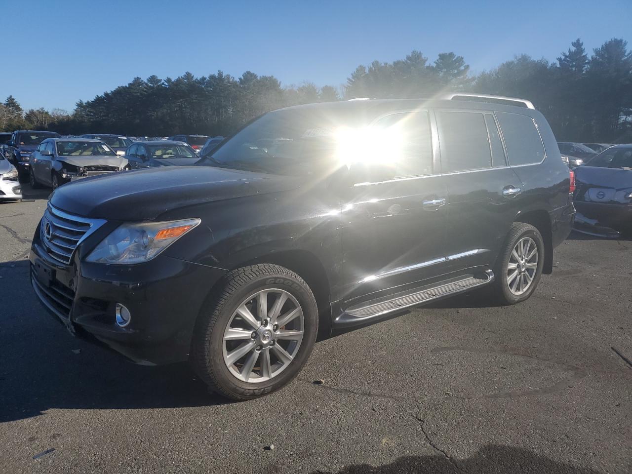 2011 LEXUS LX 570