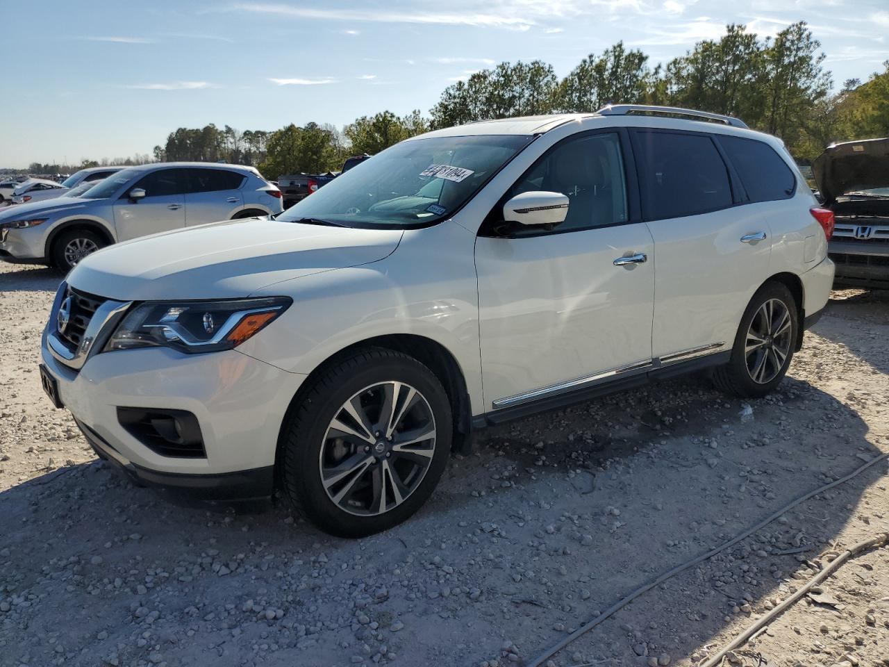 2017 NISSAN PATHFINDER