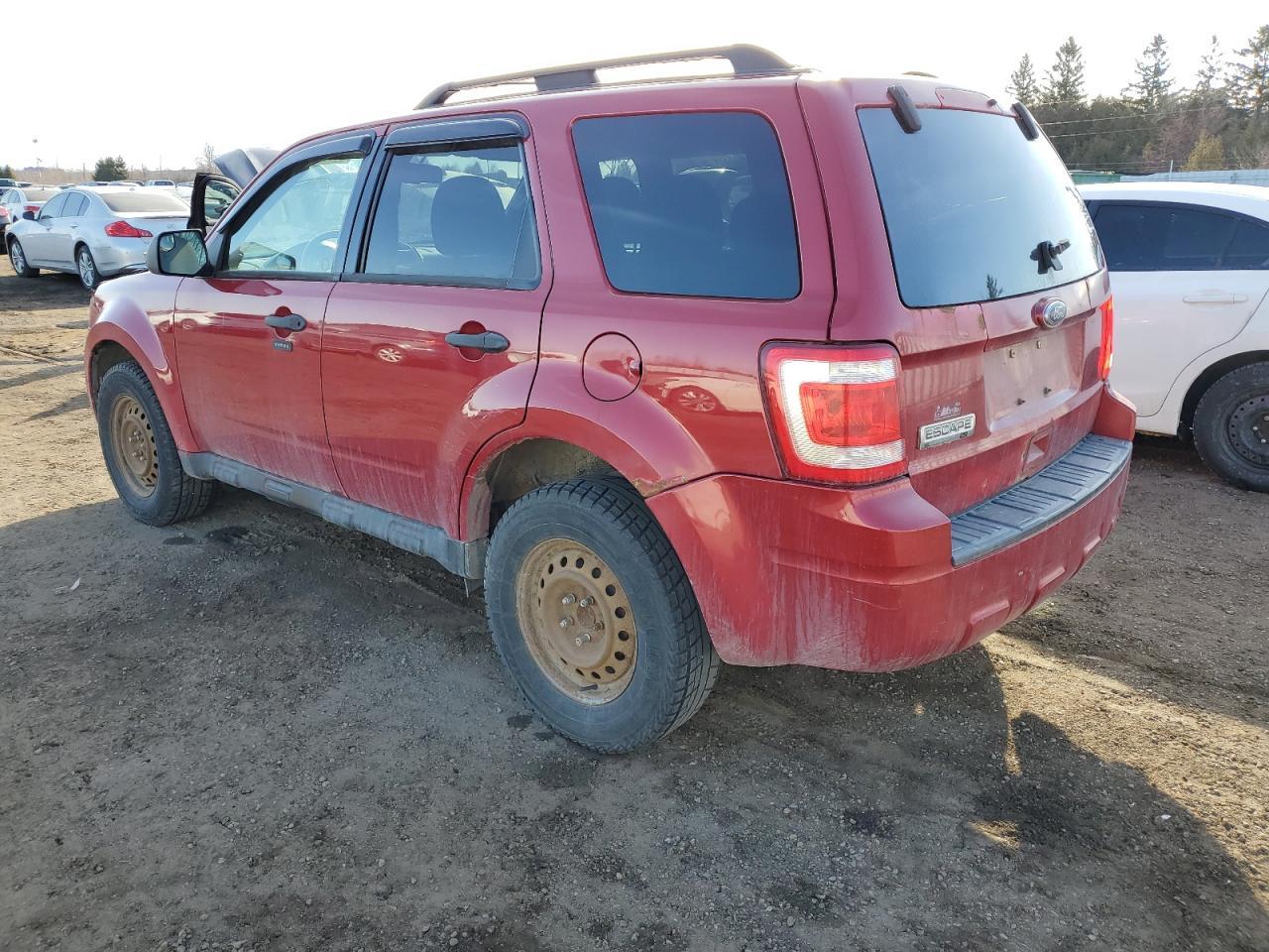 2010 FORD ESCAPE XLT - Фото 2