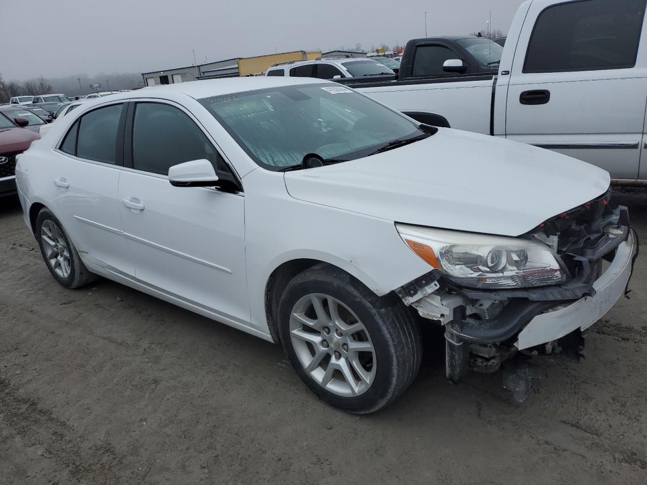 2015 CHEVROLET MALIBU 1LT - Image 4