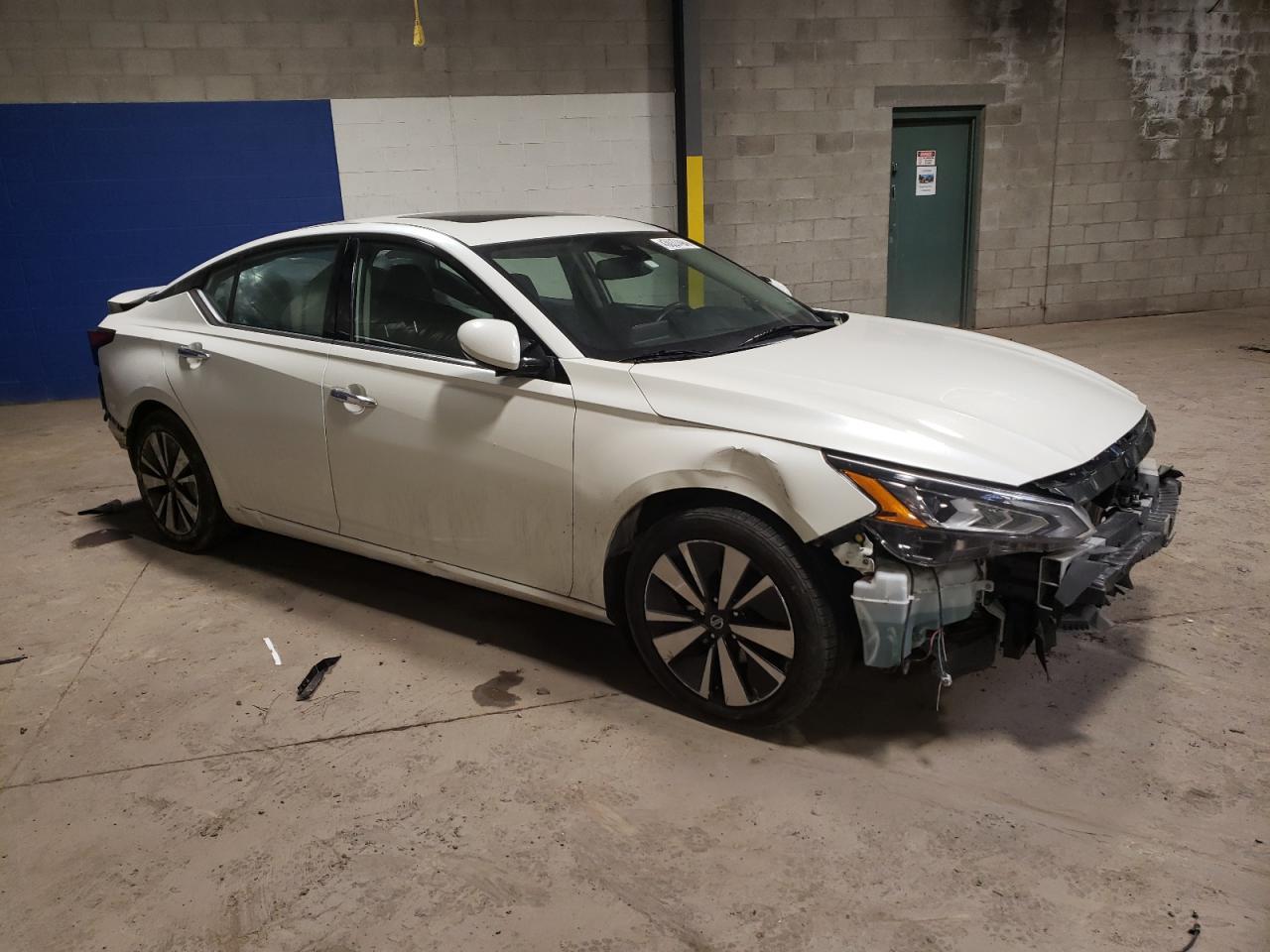 2020 NISSAN ALTIMA SV - Image 4