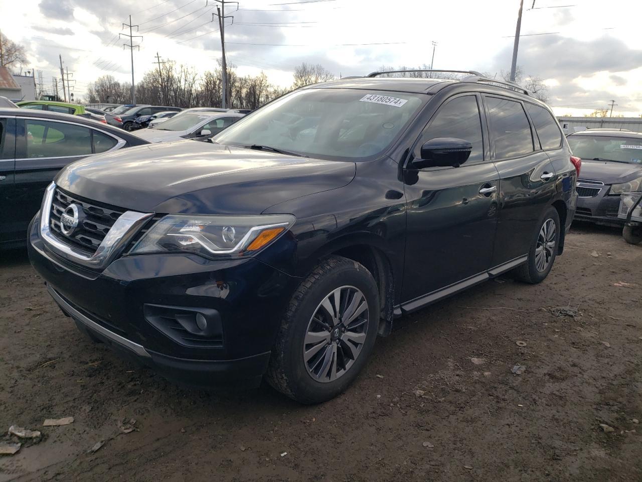 2017 NISSAN PATHFINDER