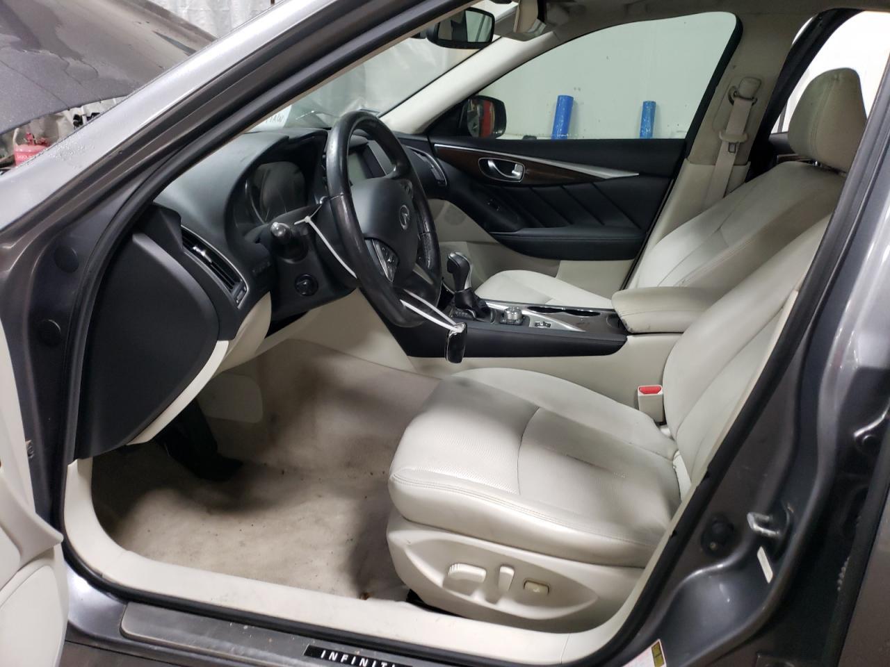 2016 INFINITI Q50 PREMIU - Image 7