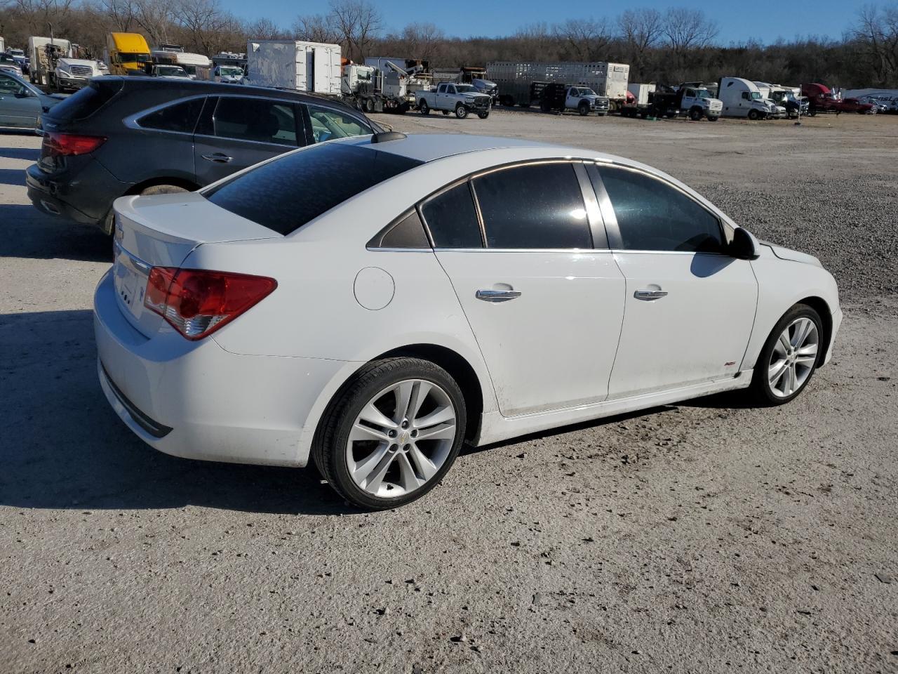 2016 CHEVROLET CRUZE LIMI - Image 3