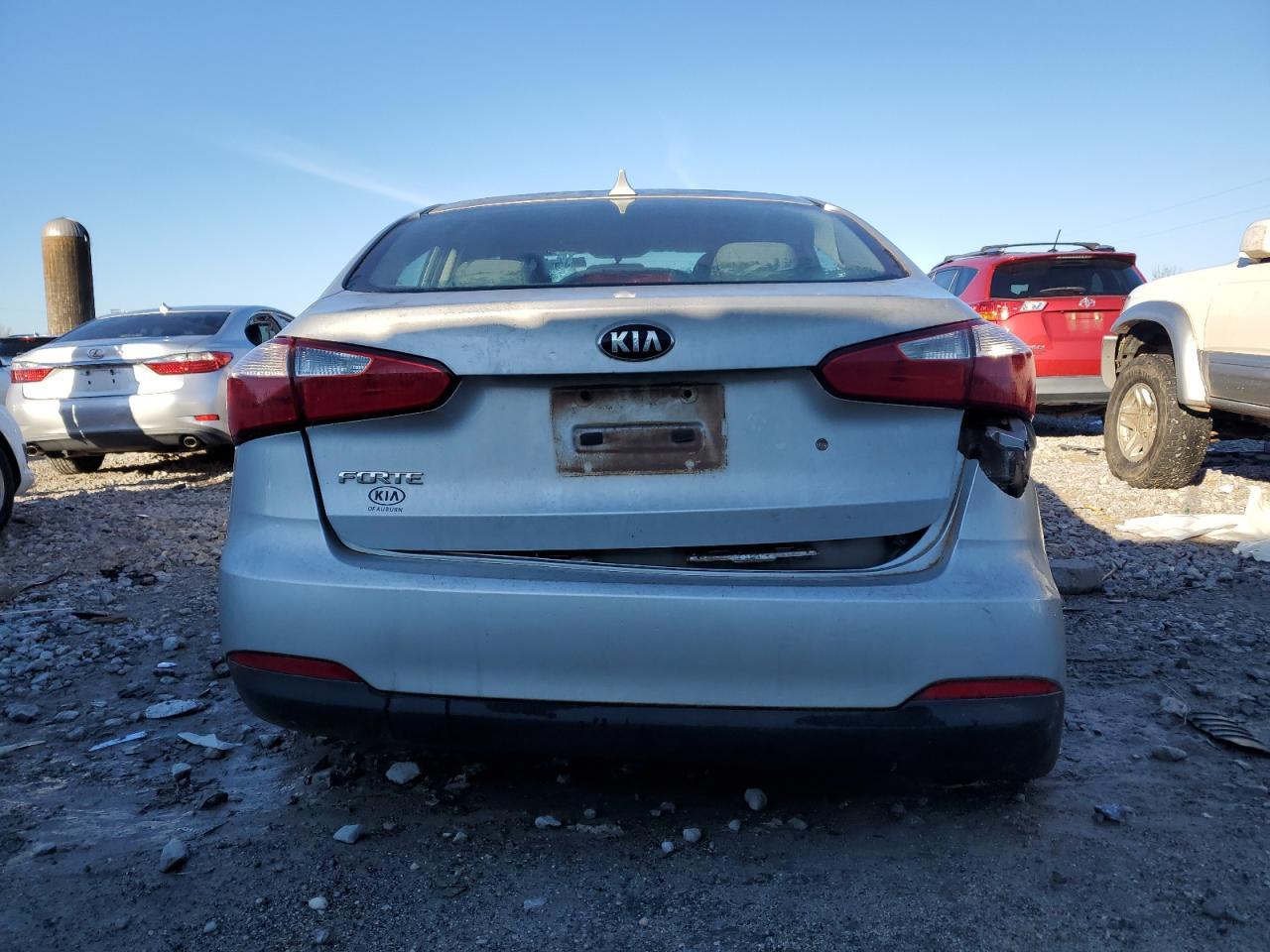 2015 KIA FORTE LX - Фото 6
