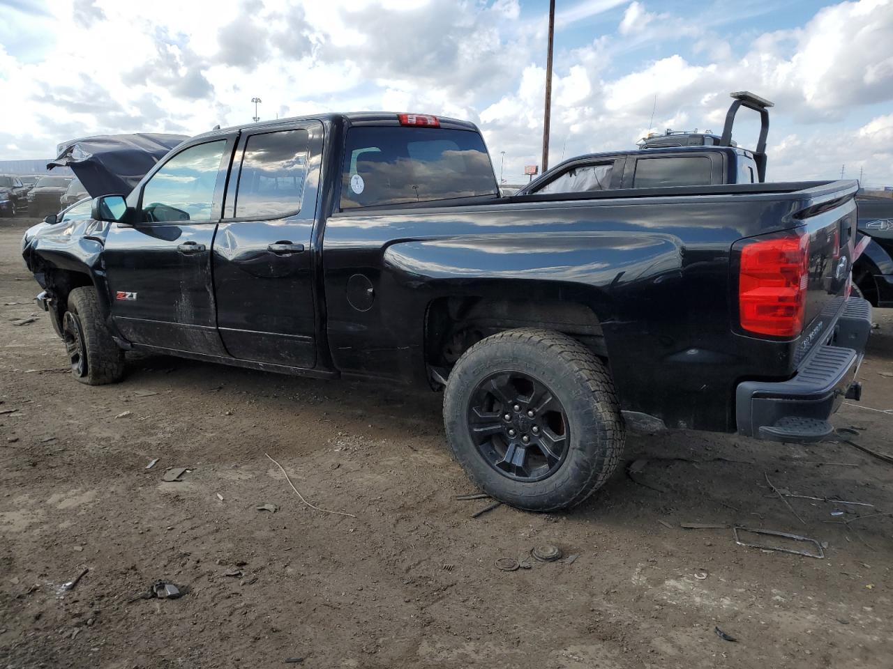 2015 CHEVROLET SILVERADO - Image 2