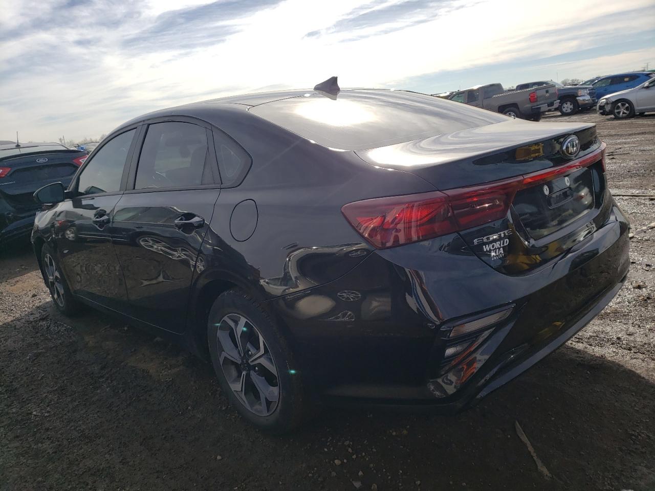2021 KIA FORTE FE - Фото 2