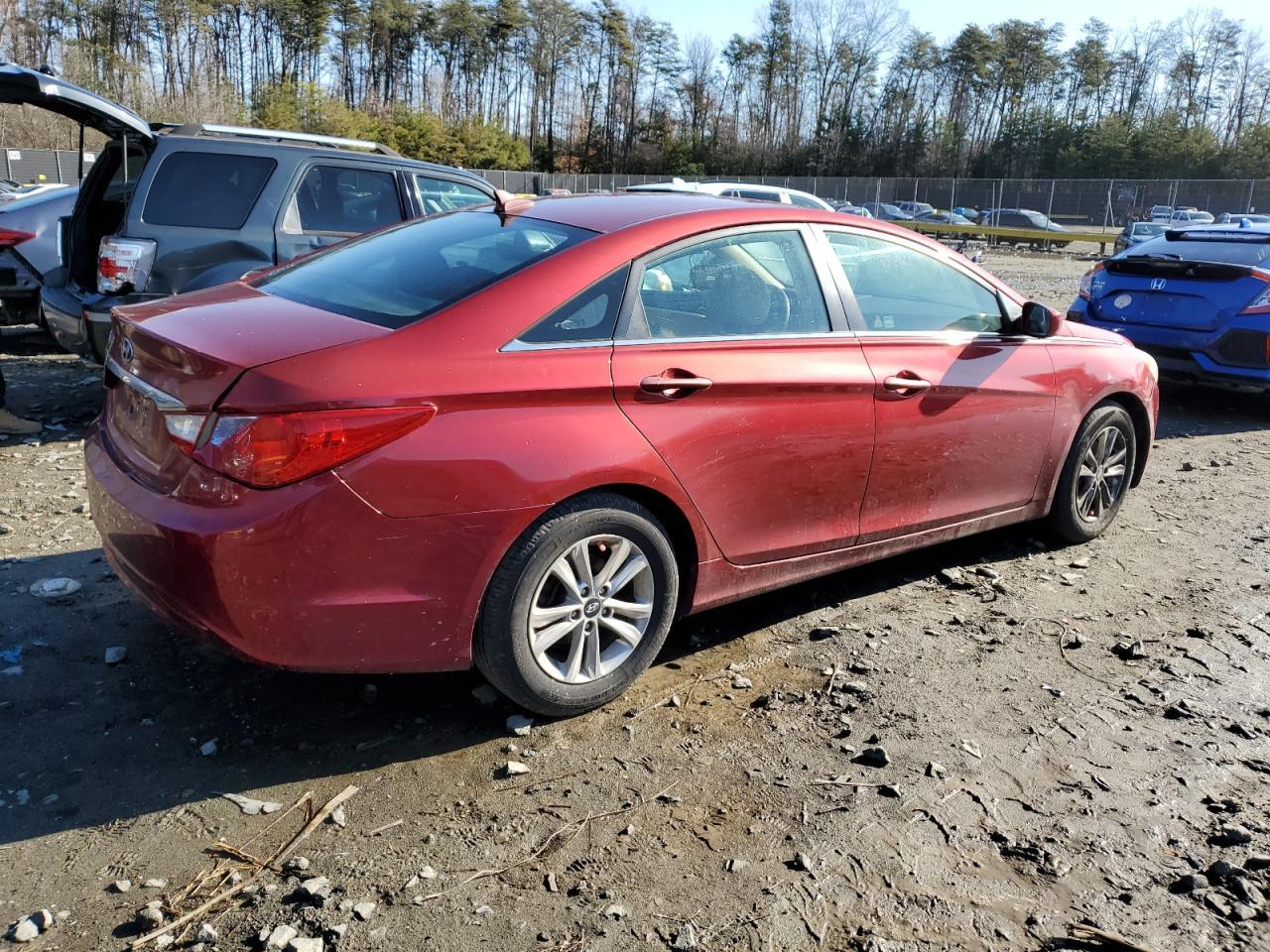 2011 HYUNDAI SONATA GLS - Image 3
