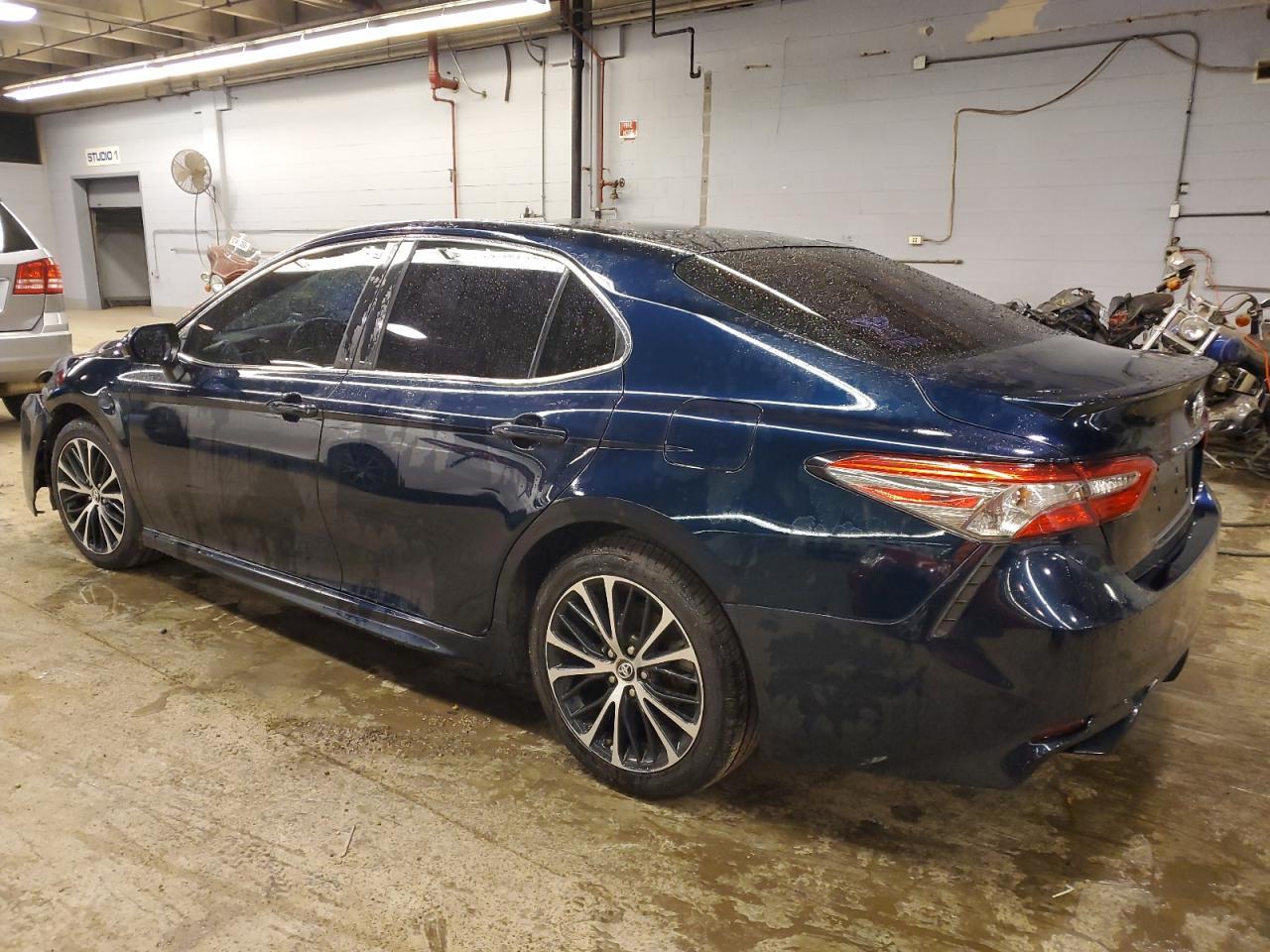 2018 TOYOTA CAMRY L - Image 2