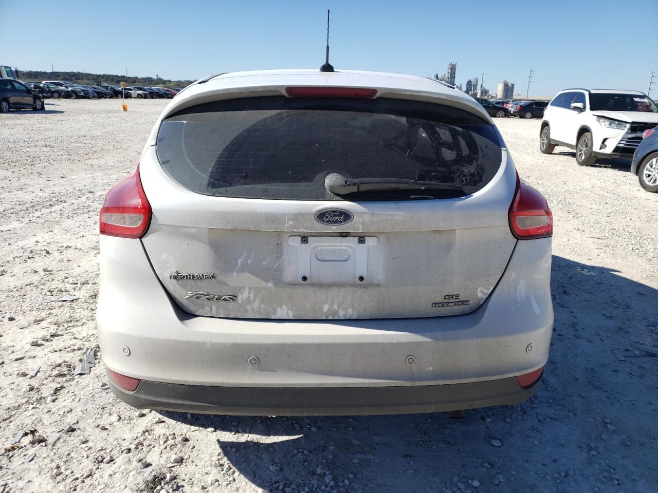 2016 FORD FOCUS SE - Фото 6
