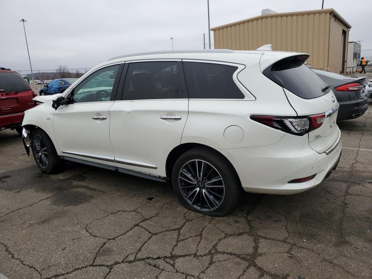 2016 INFINITI QX60 - Фото 2