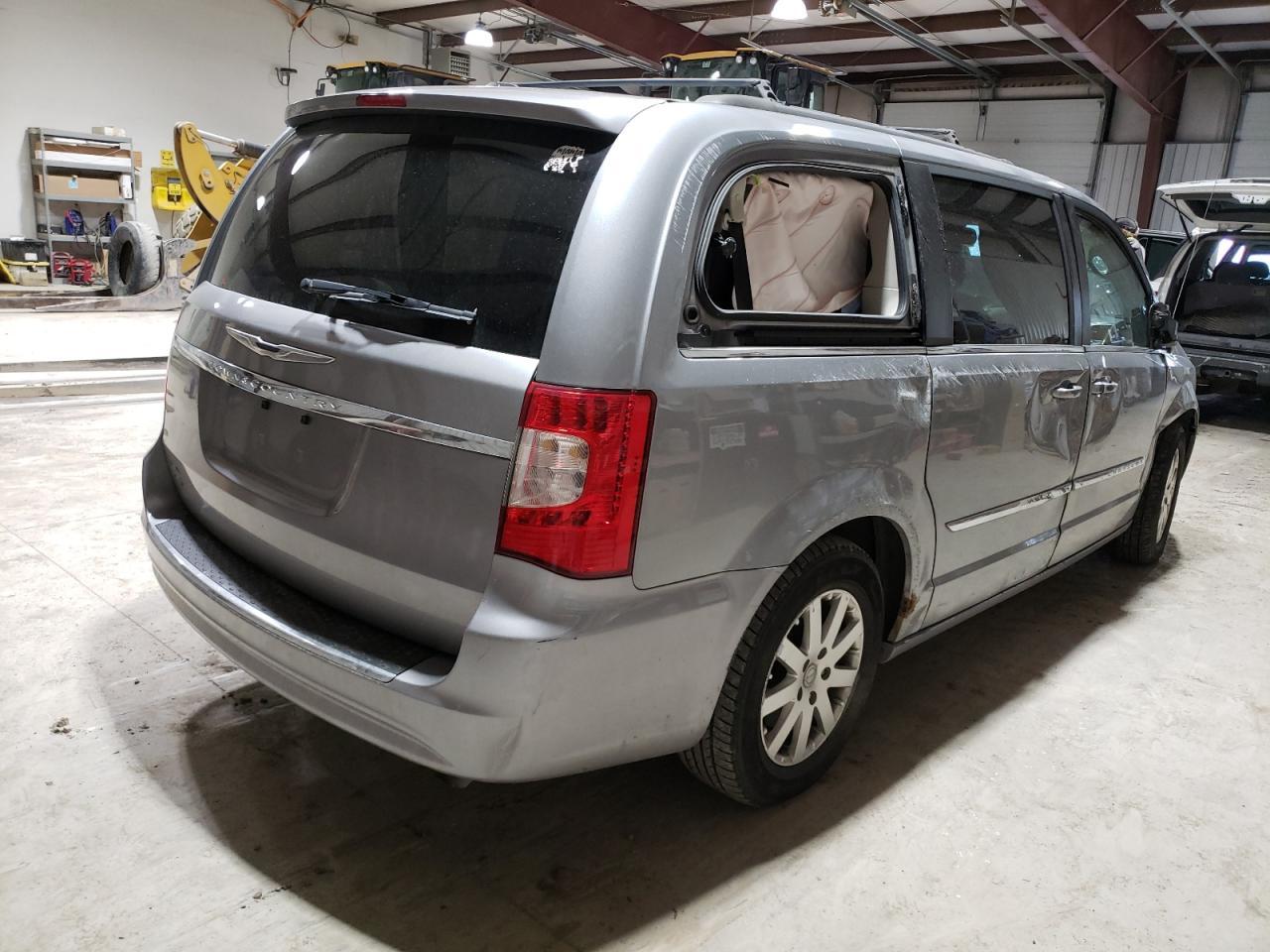 2014 CHRYSLER TOWN & COU - Image 3