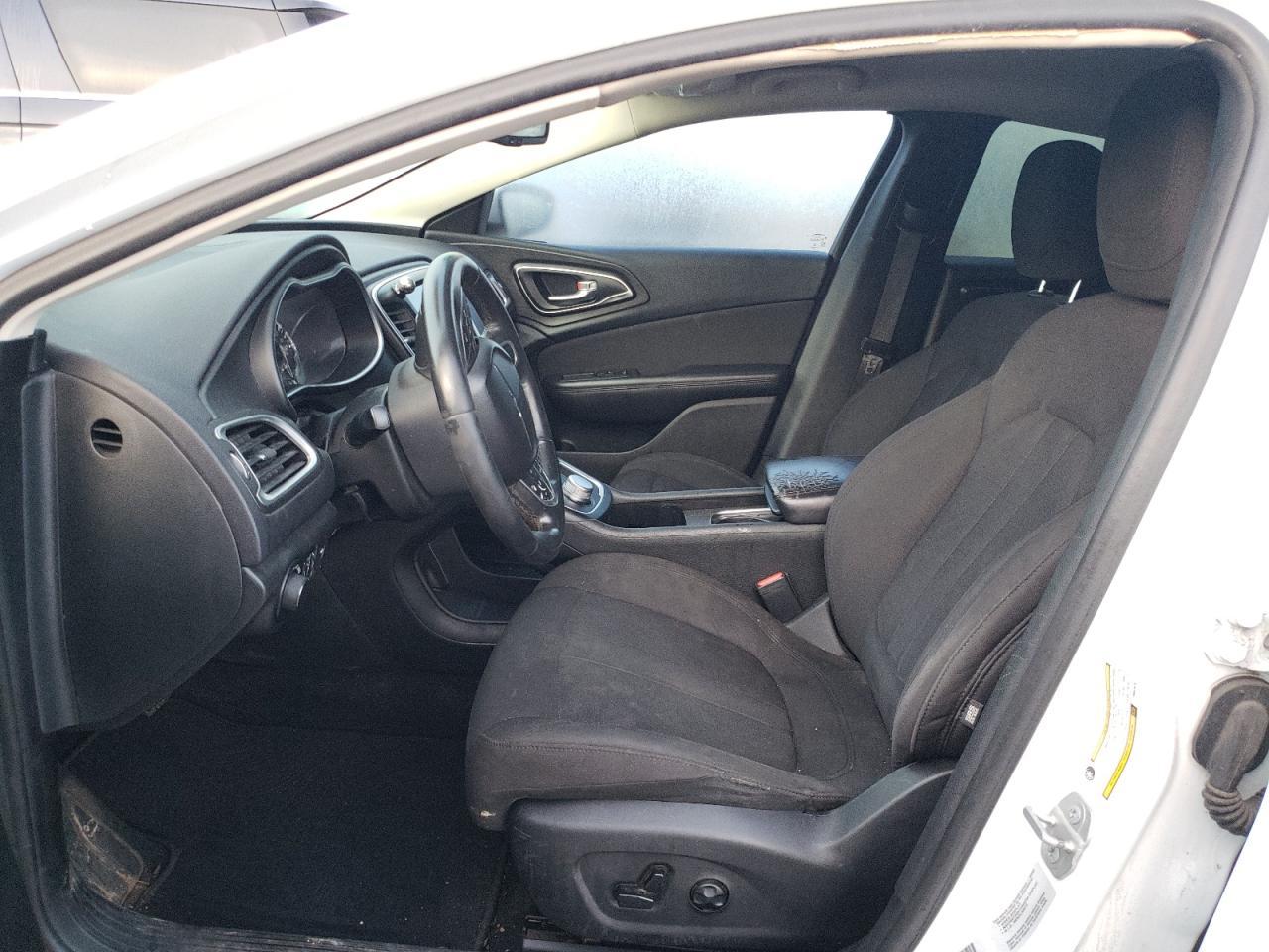 2015 CHRYSLER 200 LIMITE - Image 7