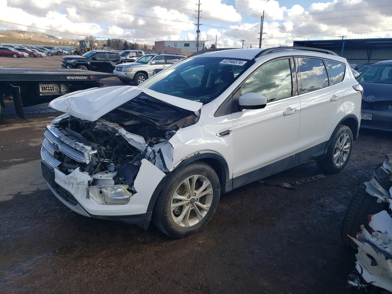 2018 FORD ESCAPE SE car image