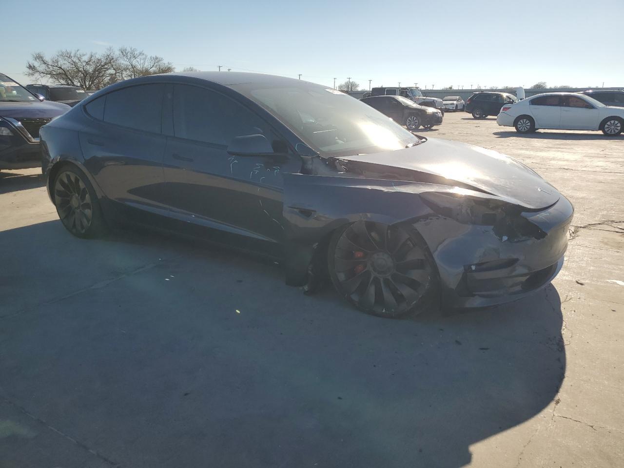2023 TESLA MODEL 3 - Фото 4