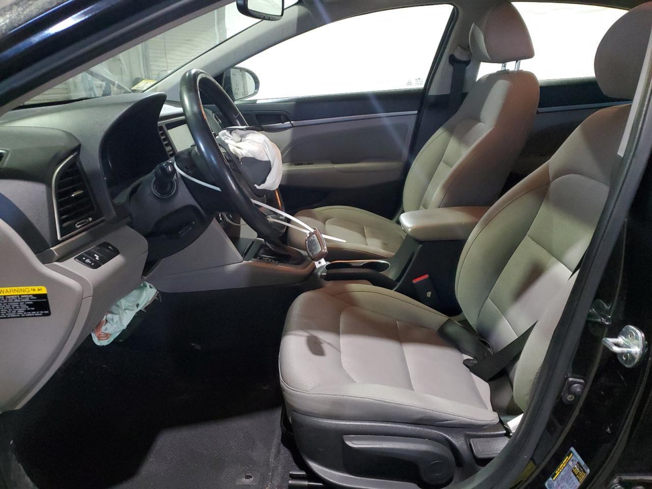 2018 HYUNDAI ELANTRA SE - Фото 7