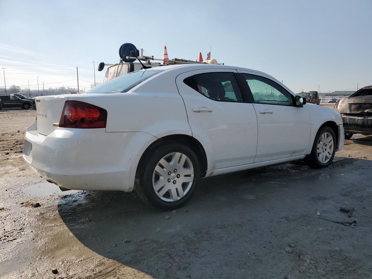 2014 DODGE AVENGER SE - Image 3