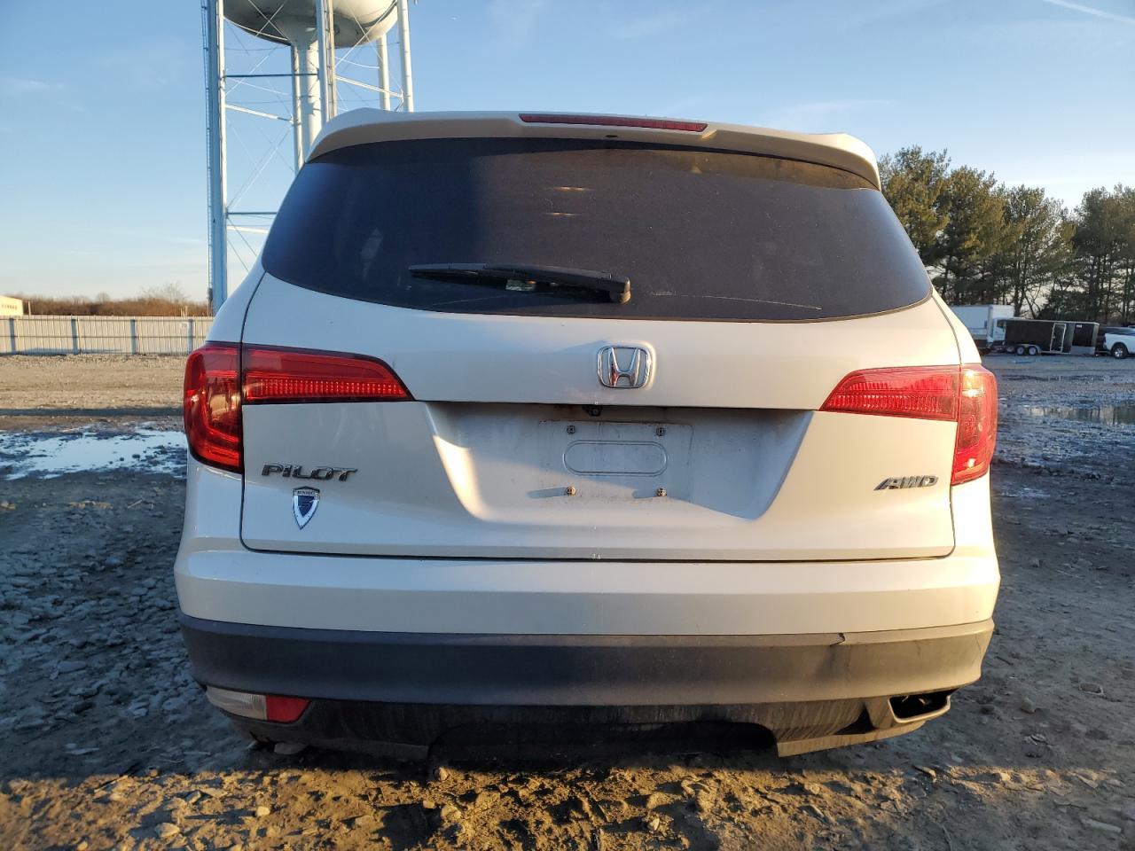 2016 HONDA PILOT EXL - Image 6