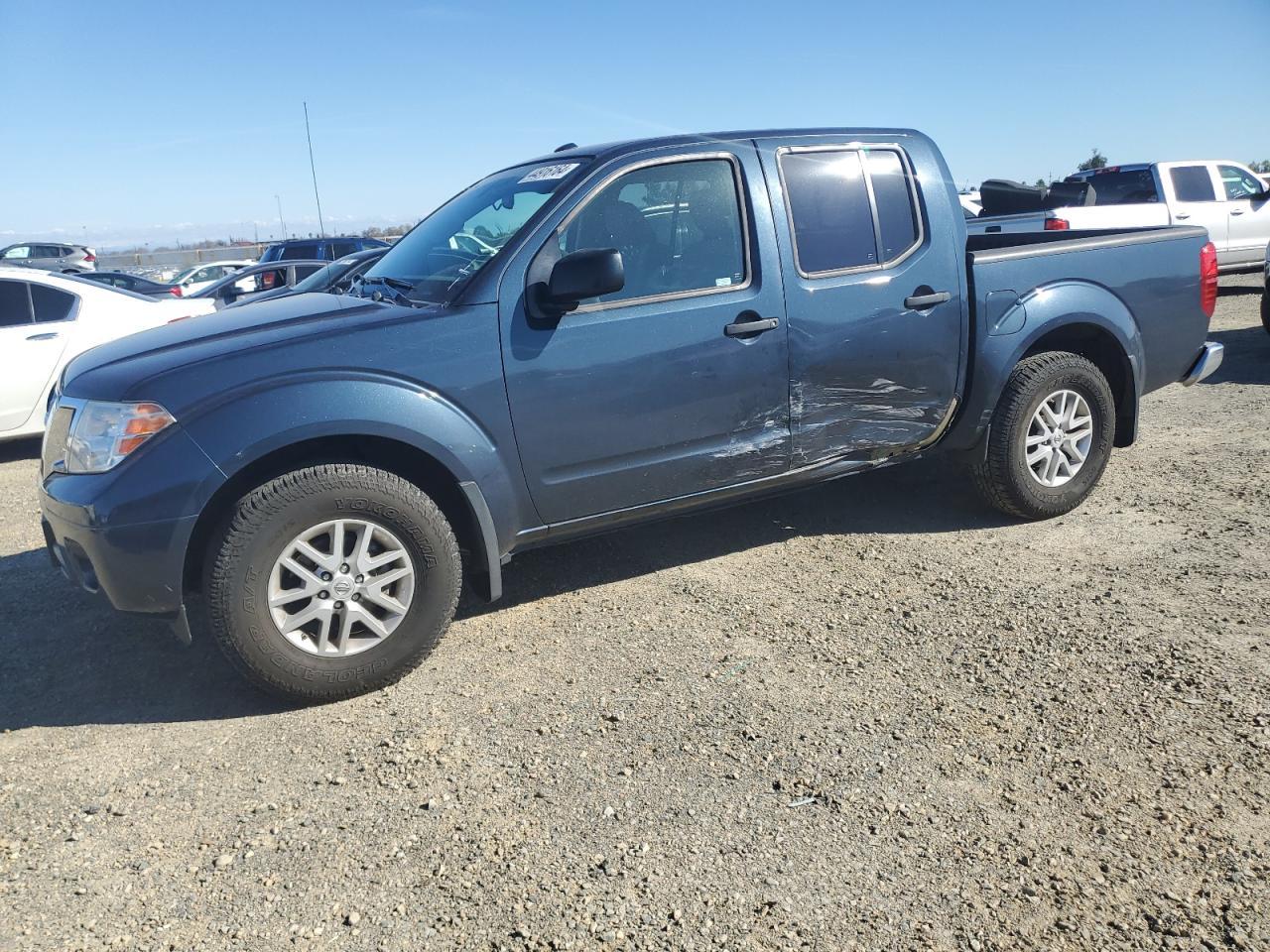 2017 NISSAN FRONTIER S