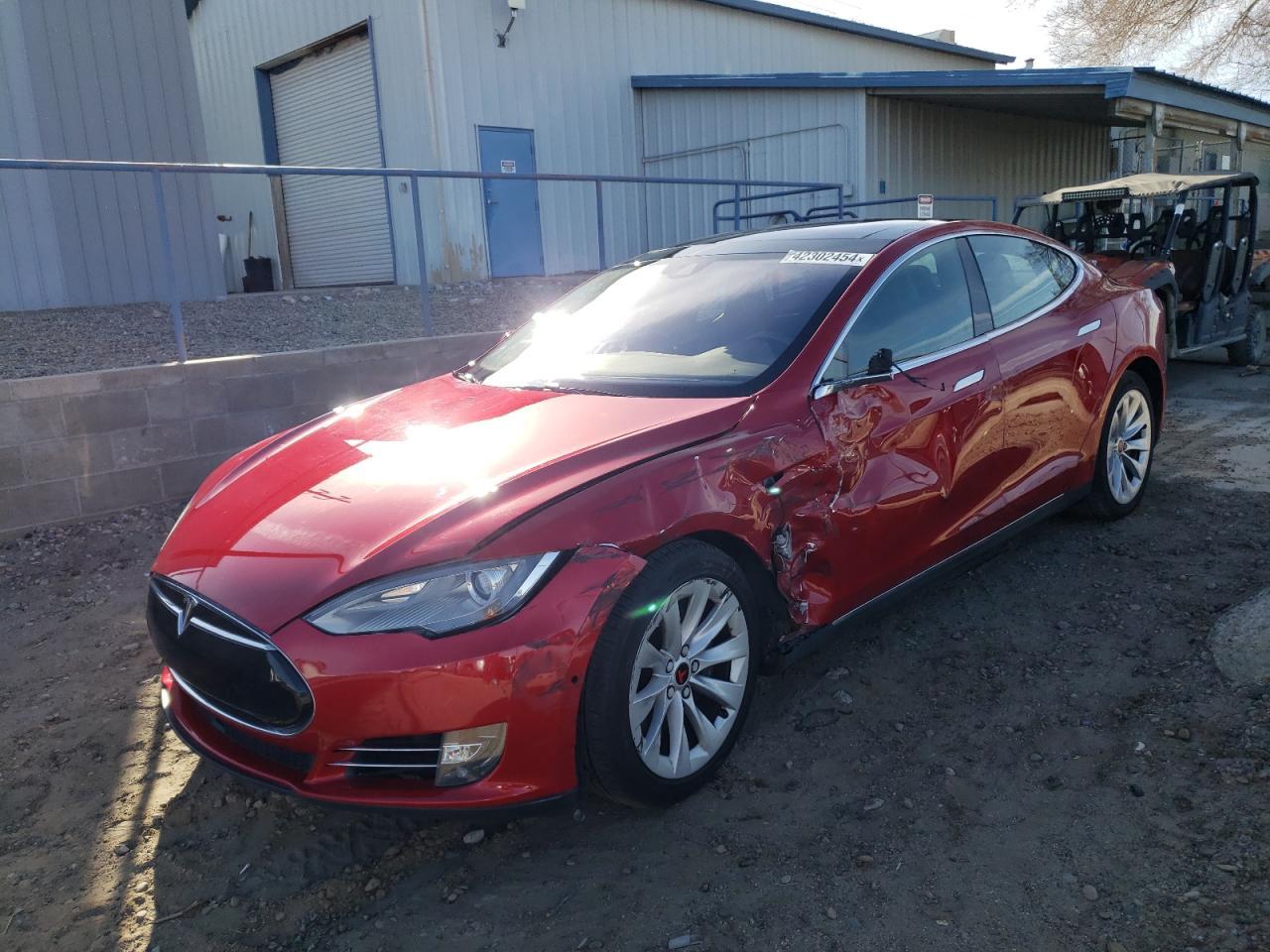 2015 TESLA MODEL S 85