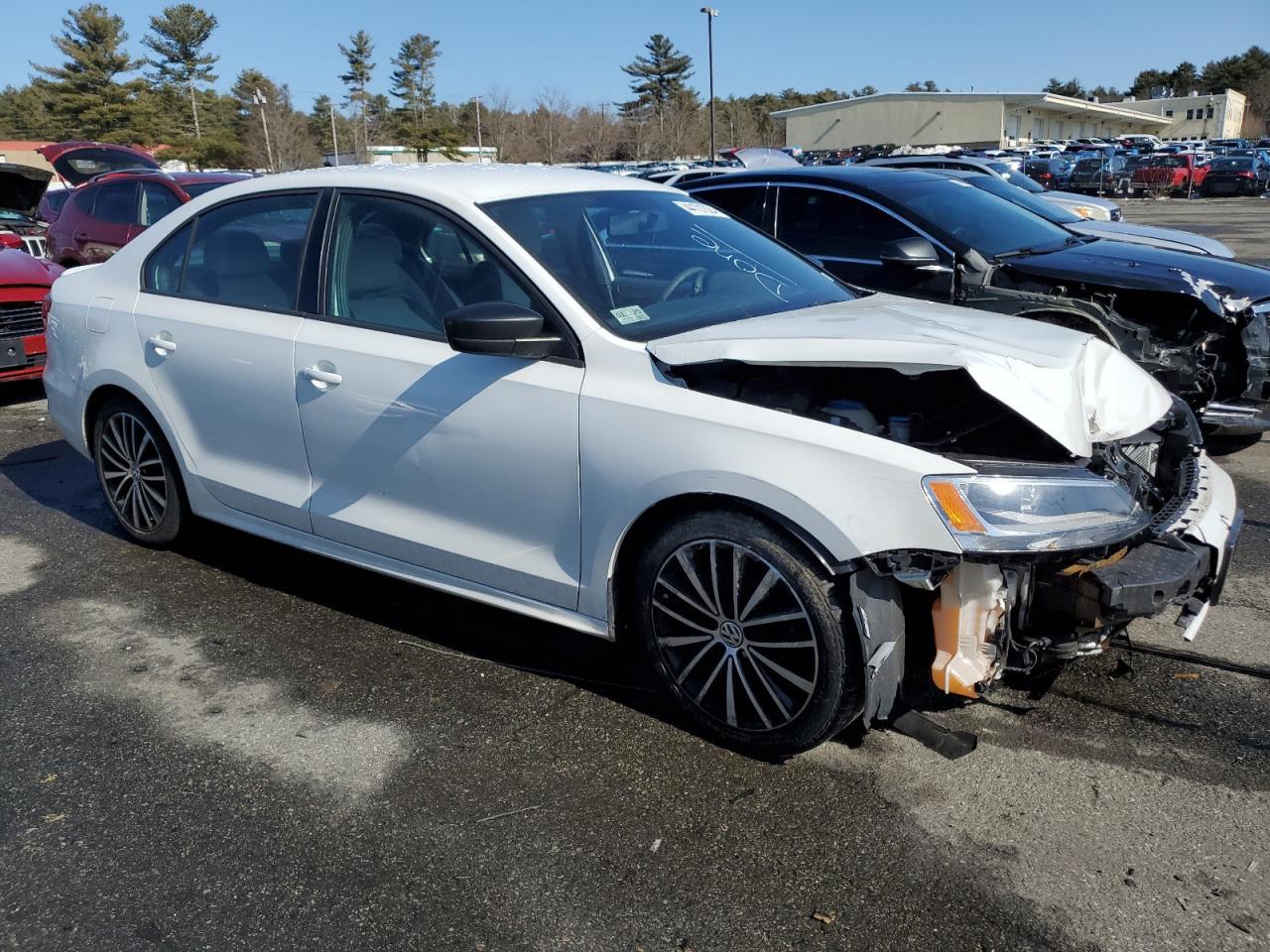 2016 VOLKSWAGEN JETTA SPOR - Image 4