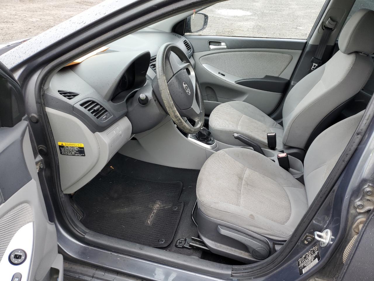 2012 HYUNDAI ACCENT GLS - Image 7