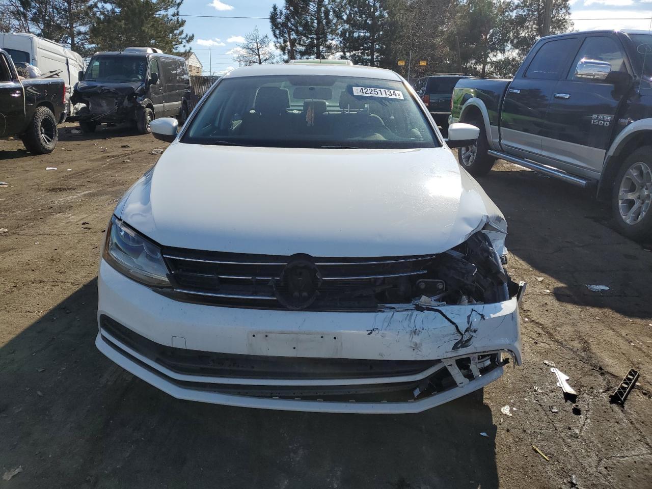 2017 VOLKSWAGEN JETTA S - Image 5