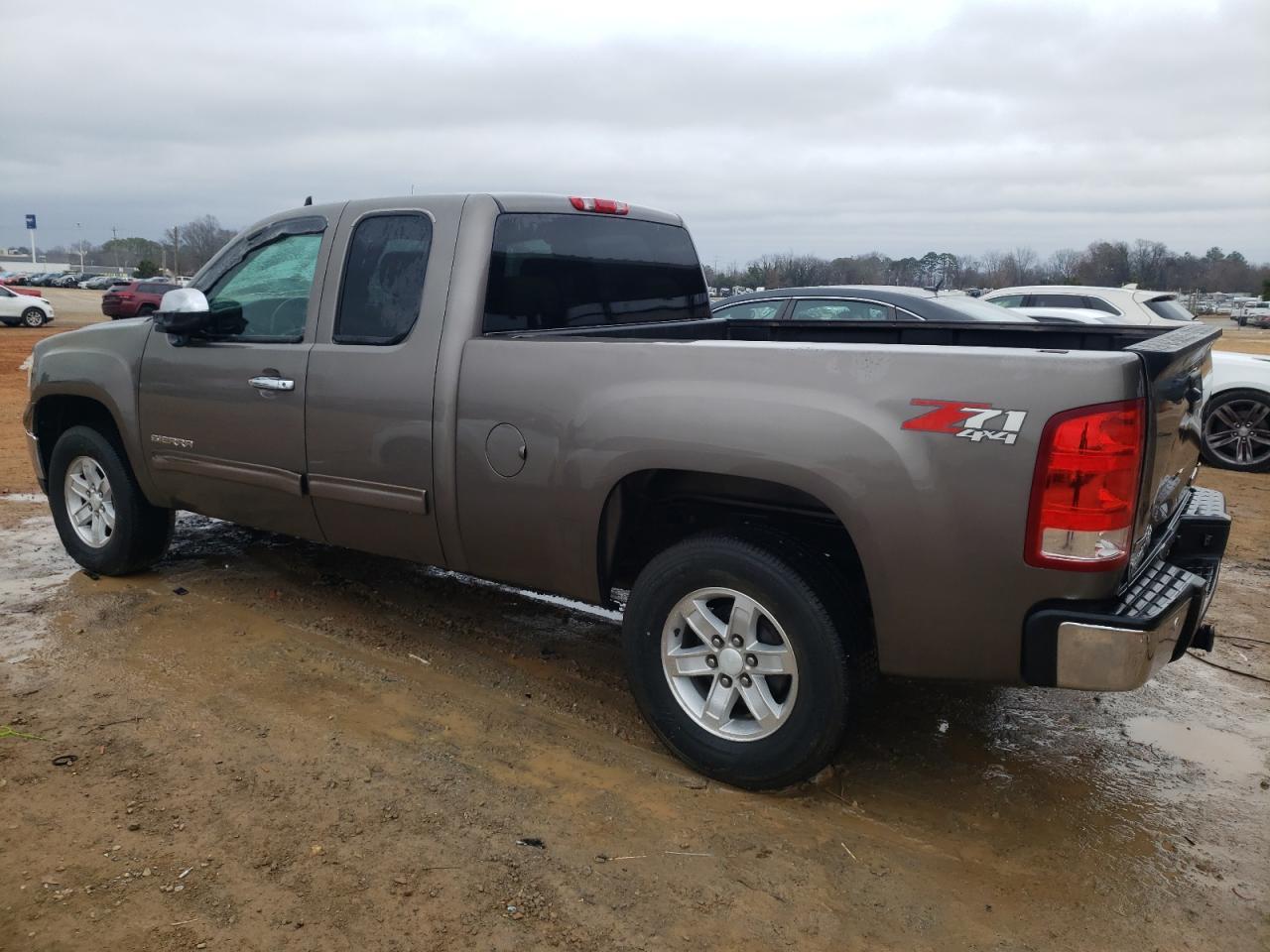 2011 GMC SIERRA K15 - Image 2