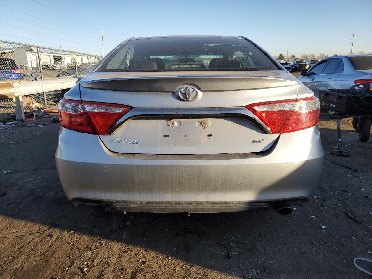 2017 TOYOTA CAMRY LE - Image 6