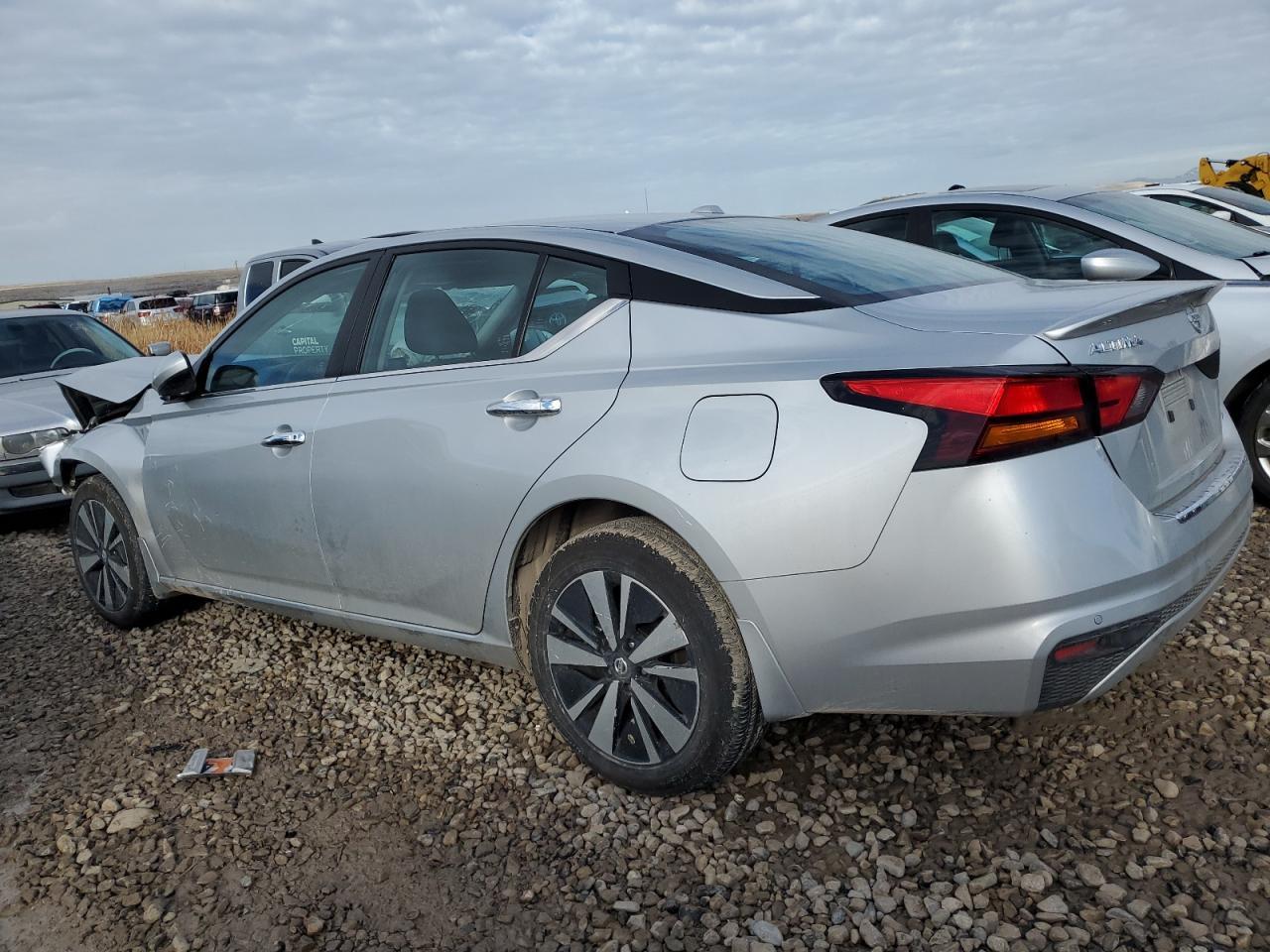 2022 NISSAN ALTIMA SV - Image 2