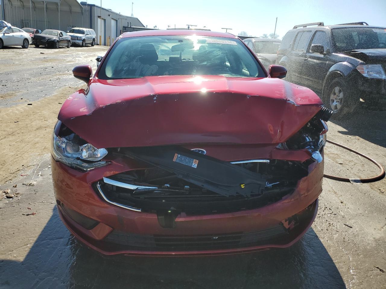 2017 FORD FUSION SE - Image 5