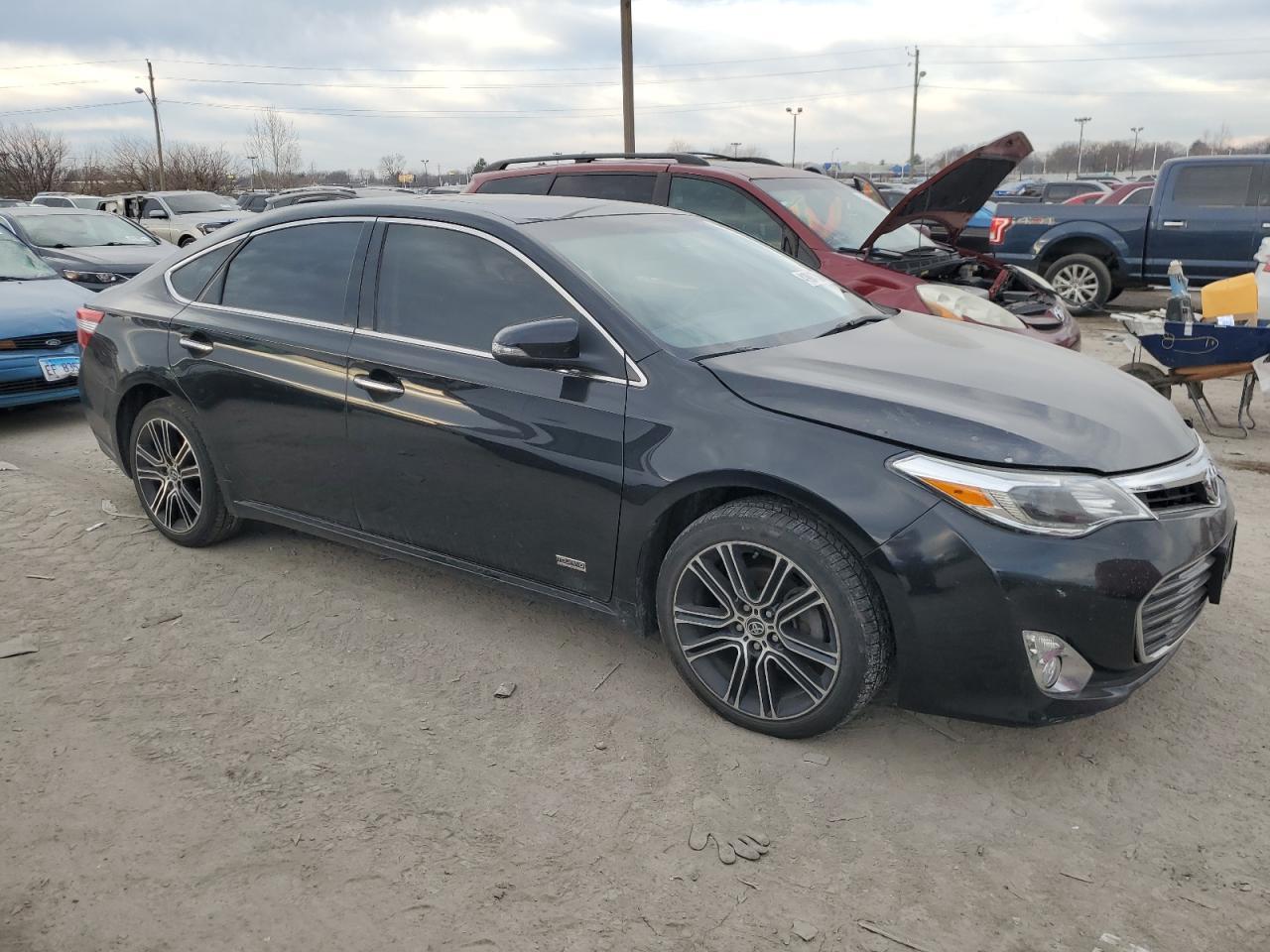 2015 TOYOTA AVALON XLE - Image 4