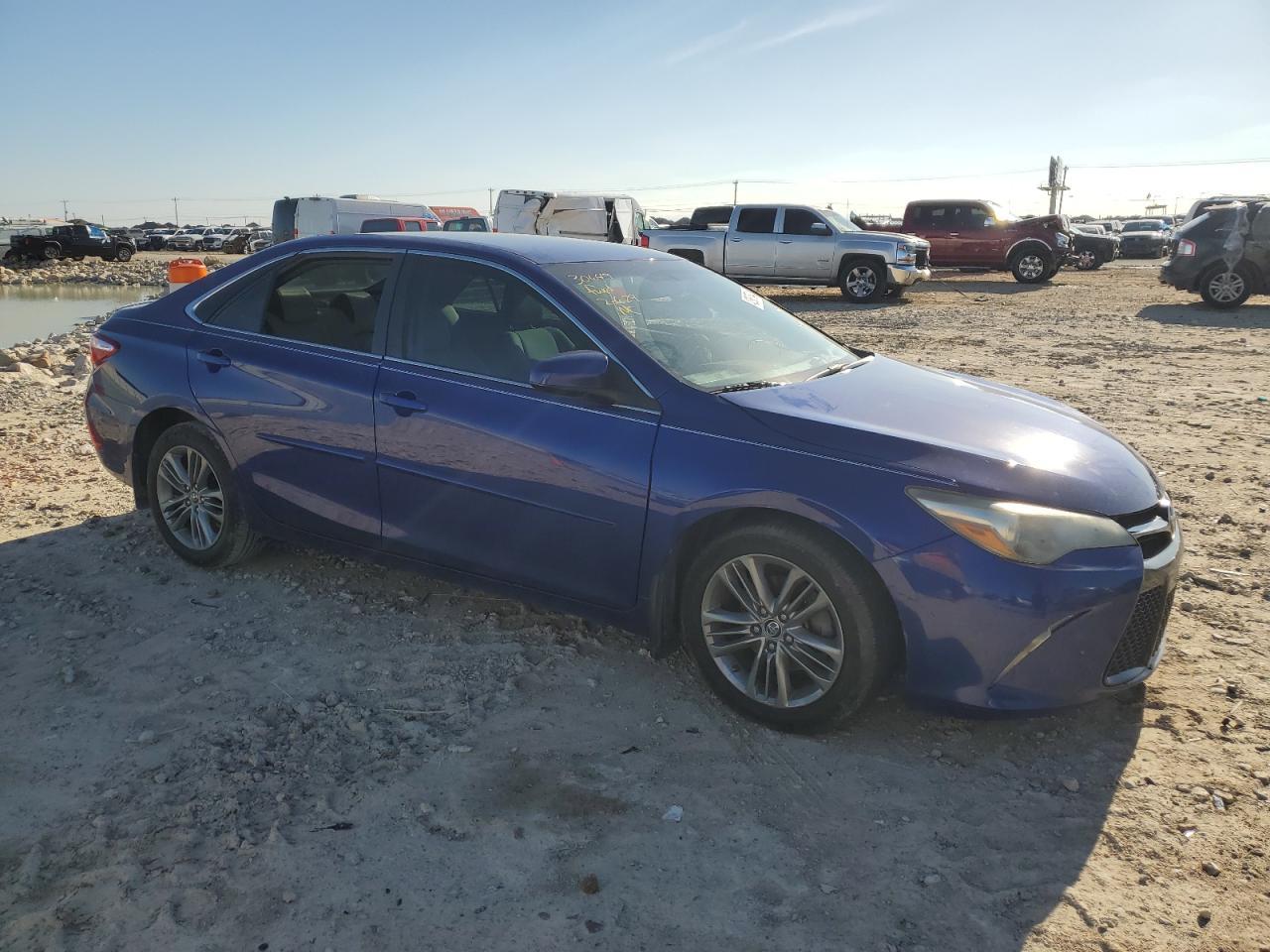 2016 TOYOTA CAMRY LE - Фото 4