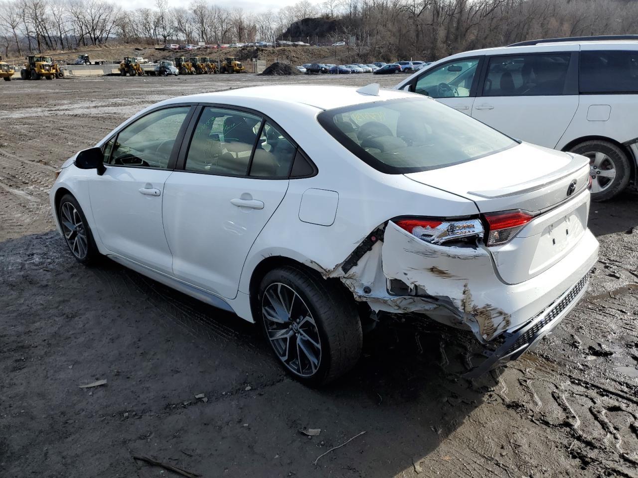 2020 TOYOTA COROLLA SE - Image 2