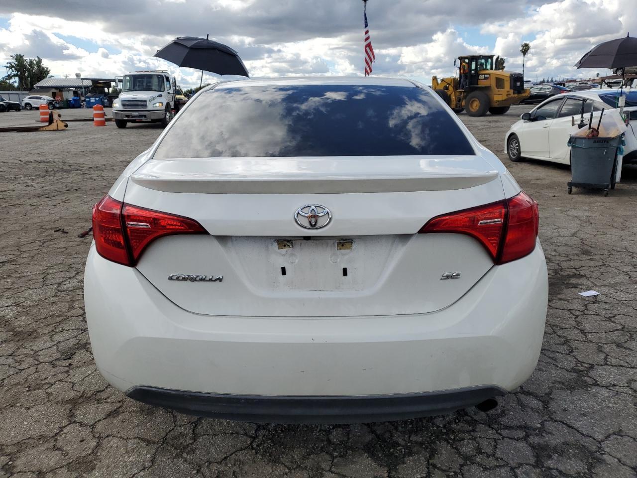 2019 TOYOTA COROLLA L - Фото 6