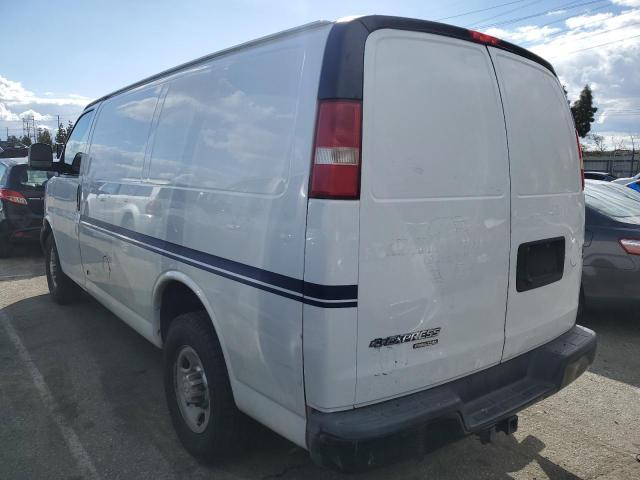 2015 Chevrolet Express G2500 - Фото 2