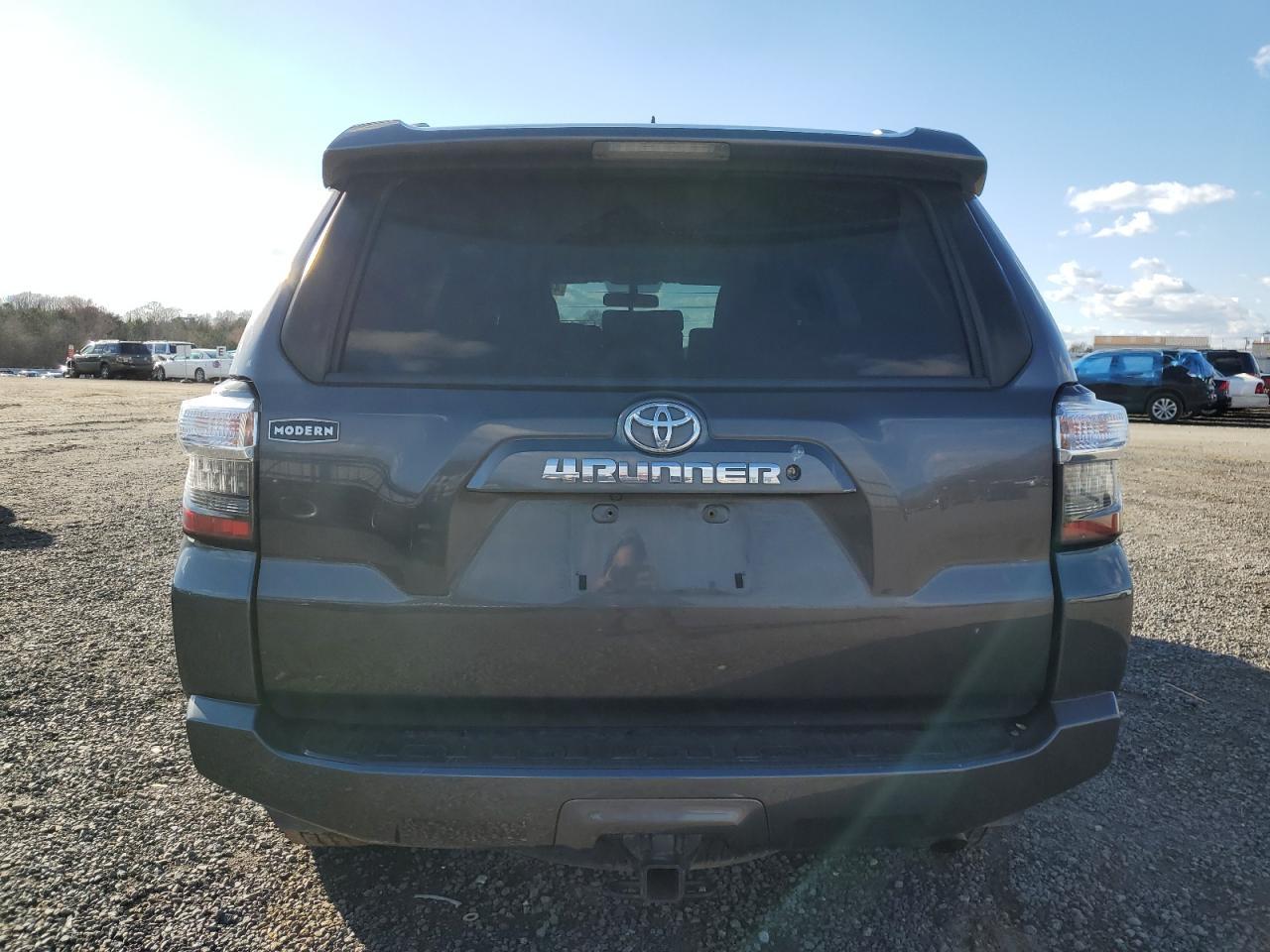 2018 TOYOTA 4RUNNER SR - Фото 6