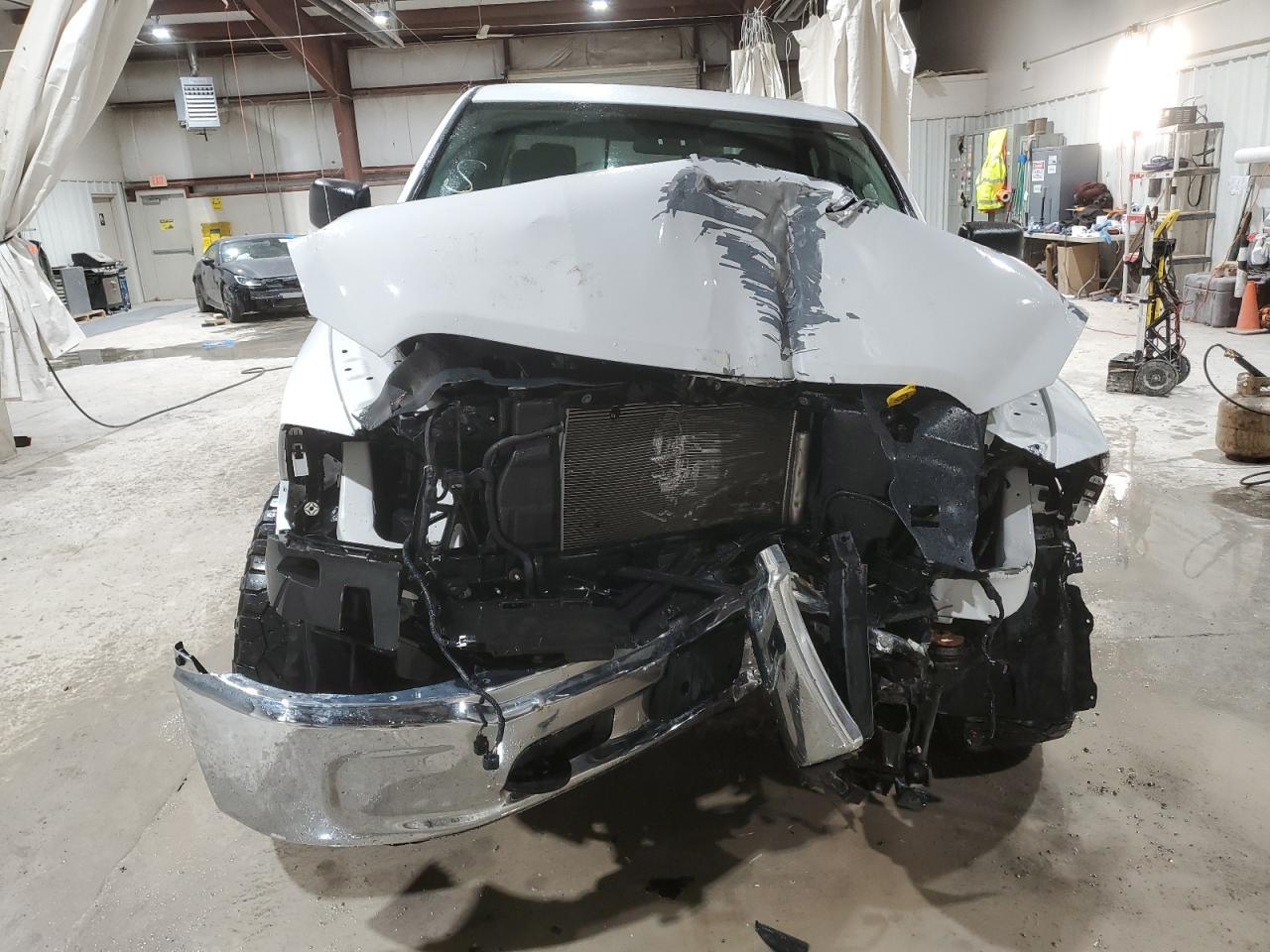 2019 RAM 1500 CLASS - Фото 5