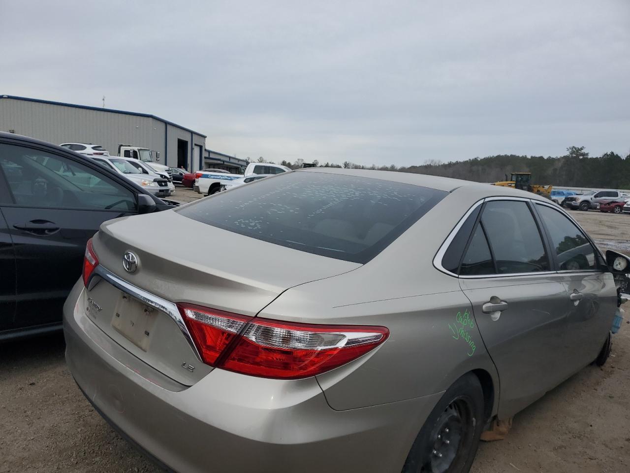 2016 TOYOTA CAMRY LE - Image 3