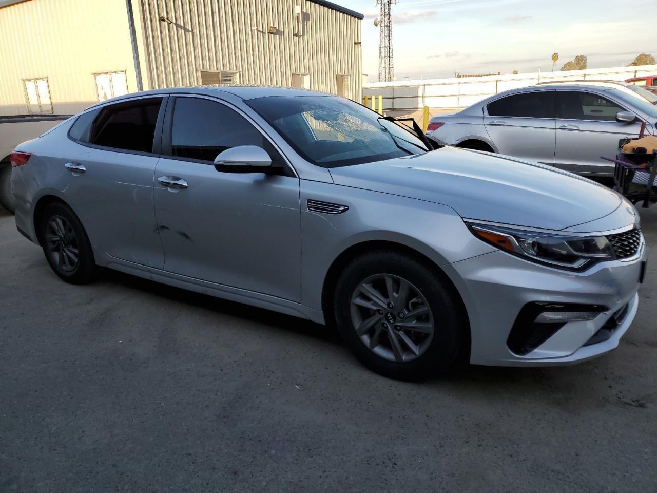 2020 KIA OPTIMA LX - Image 4